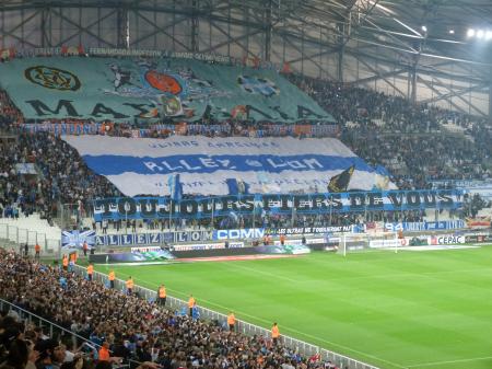 12-OM-LENS 04.jpg